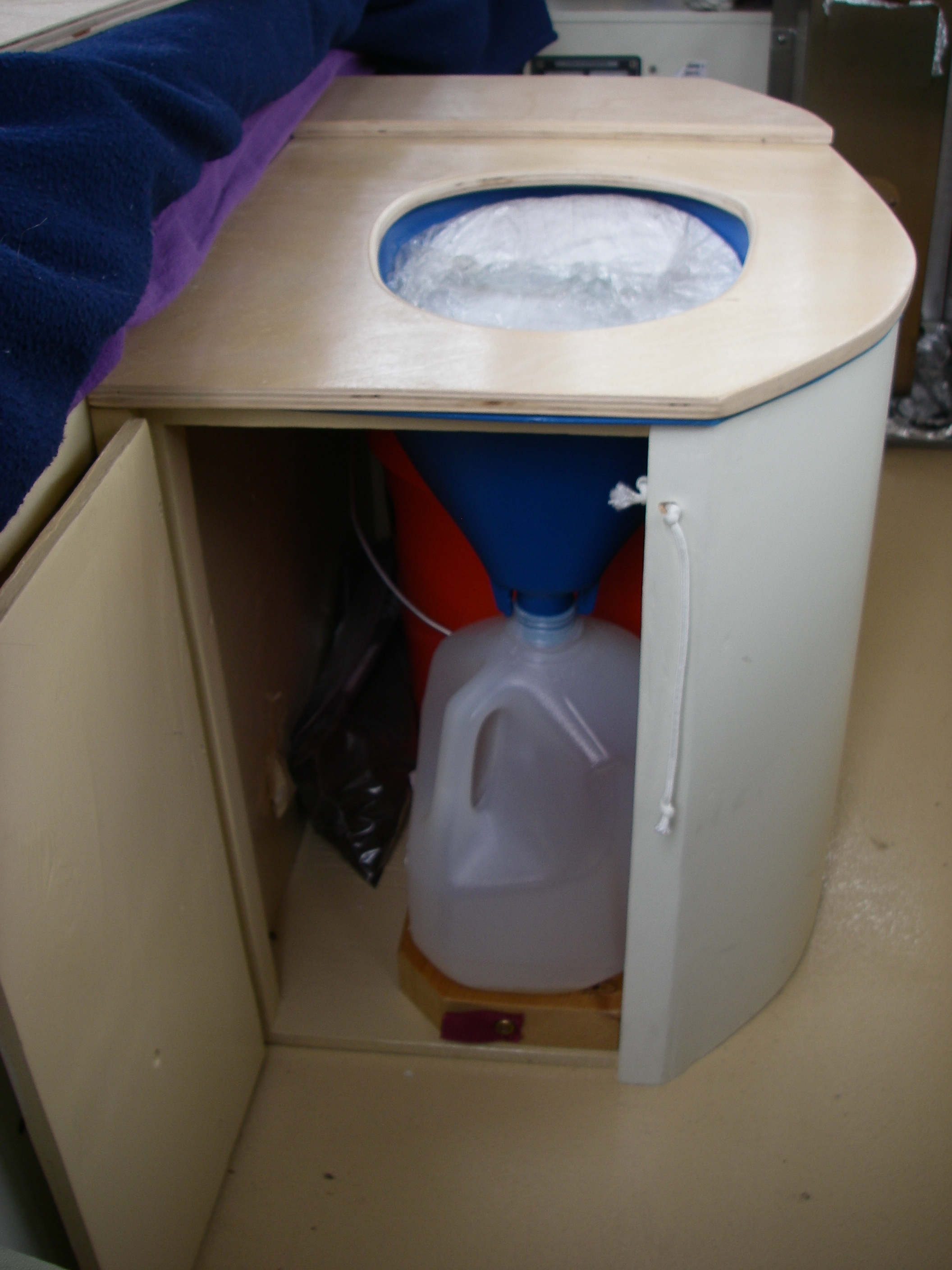 Homemade Composting Head | Sailing AUKLET